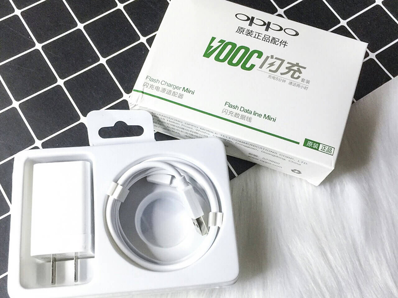 Củ sạc, cáp sạc từ thương hiệu OPPO